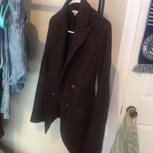 Blazer - Picture 2 of 11